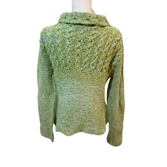 Green Cable Knit Sweater Size Medium - Picture 7 of 8